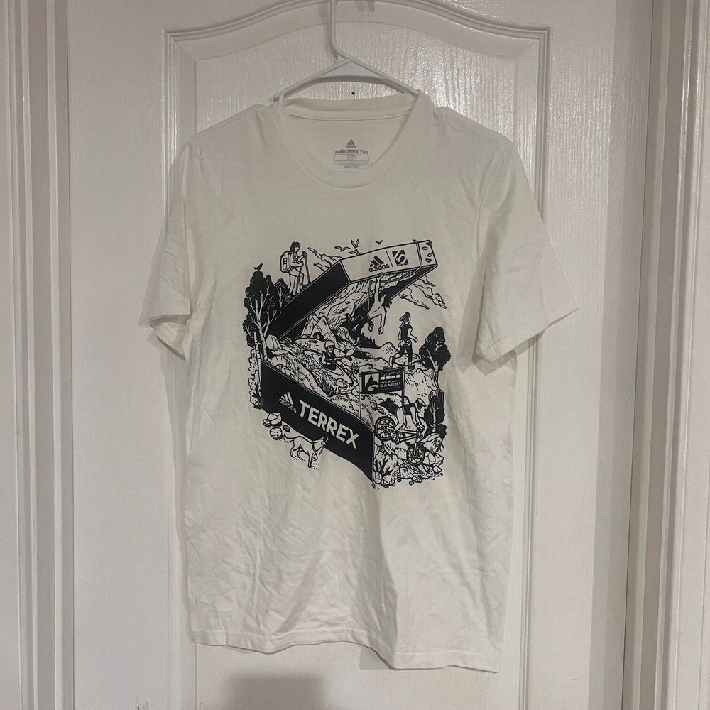 Adidas Men's Amplifier Tee Graphic T-Shirt Short Sleeve‎ White Size Small NEW